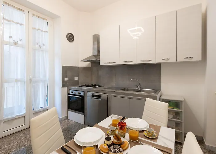Imperial House - 300m To Metro B, Open View, 4-6pax